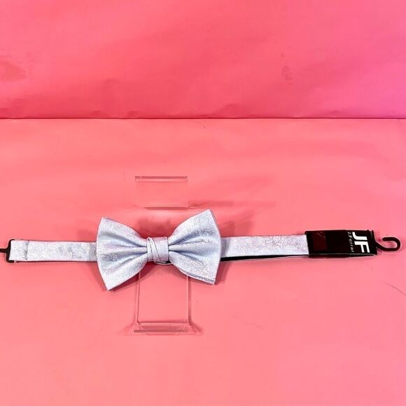 LILAC BOW TIE by J. FERRAR NWT - Picture 4 of 4